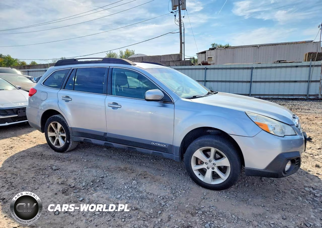2014 Subaru Outback 2.5I Premium VIN:4S4BRBCCXE3286392 - 4