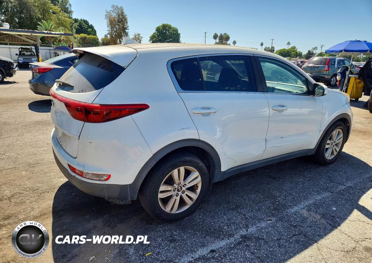 2017 Kia Sportage Lx VIN:KNDPM3AC3H7050987 - 3