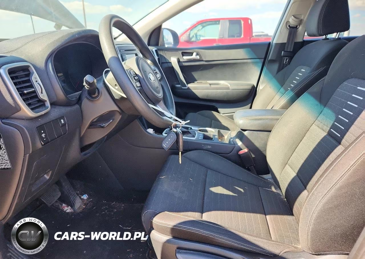 2018 Kia Sportage Lx VIN:KNDPMCAC4J7371698 - 7
