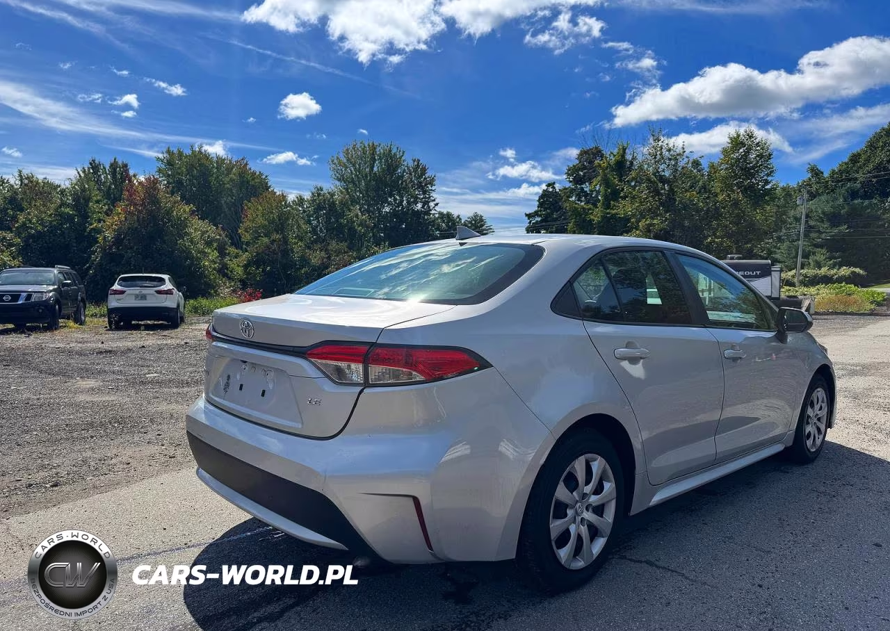 2022 Toyota Corolla Le VIN:5YFEPMAE7NP294058 - 4