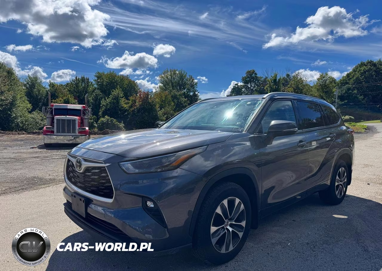 2022 Toyota Highlander Xle VIN:5TDGZRBHXNS249793 - 2