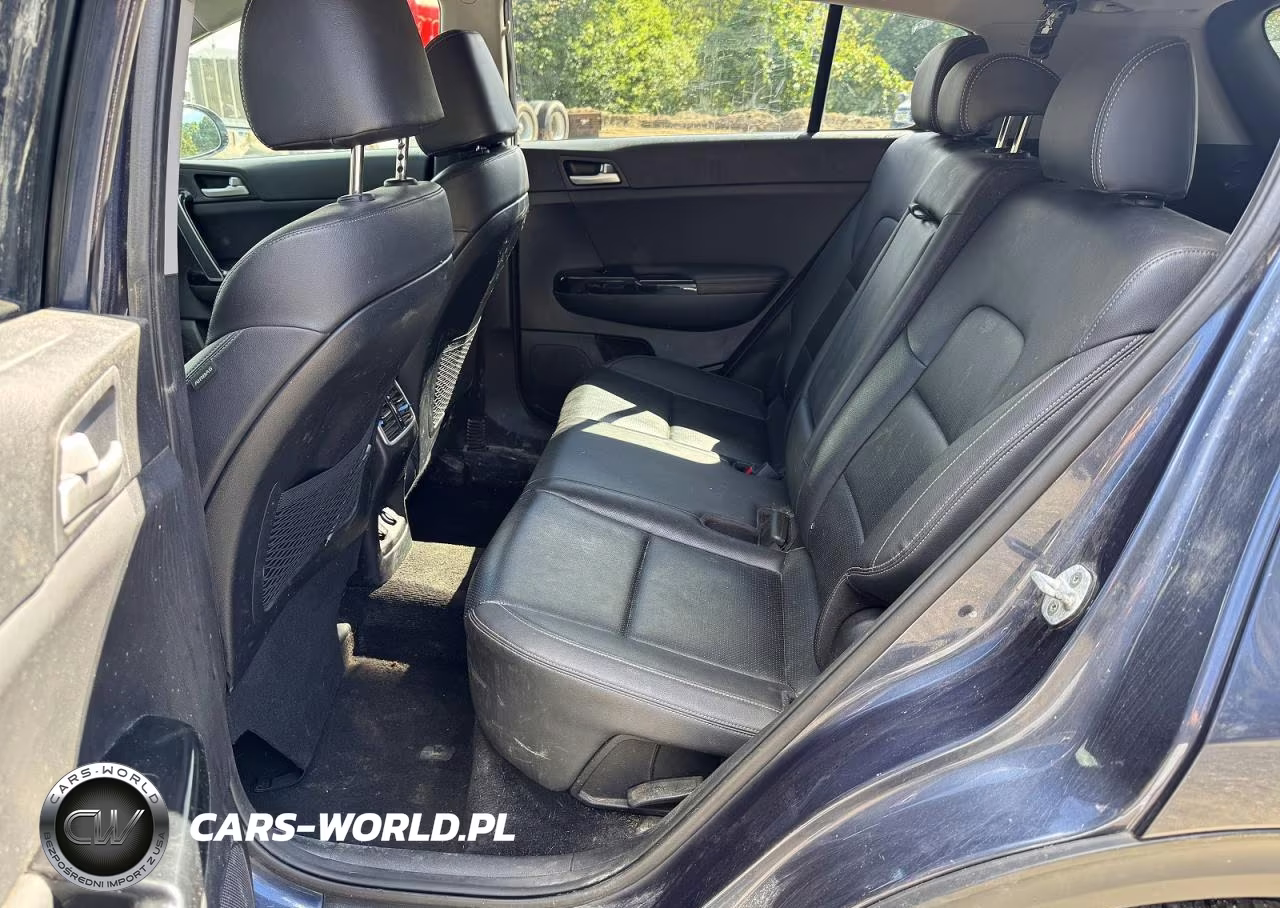 2020 Kia Sportage E VIN:KNDPNCAC4L7688249 - 11