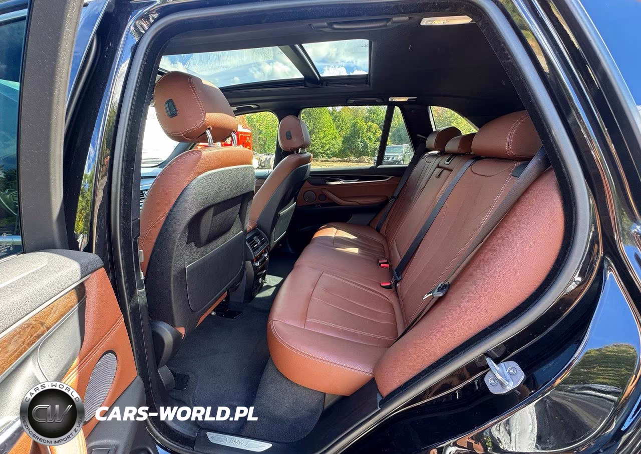 2018 BMW X5 xDrive35I VIN:5UXKR0C54JL071982 - 14
