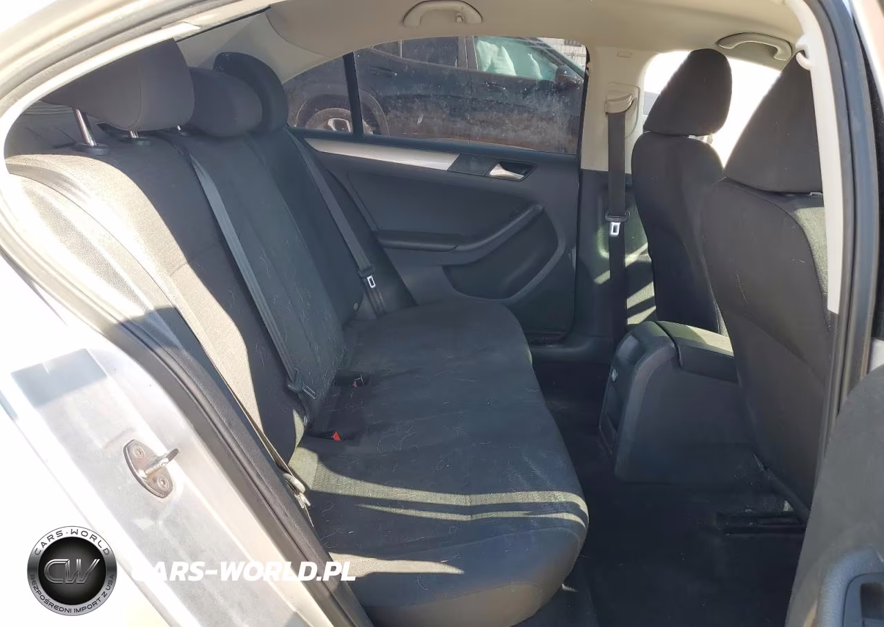 2016 Volkswagen Jetta Se VIN:3VWD67AJ1GM243756 - 10