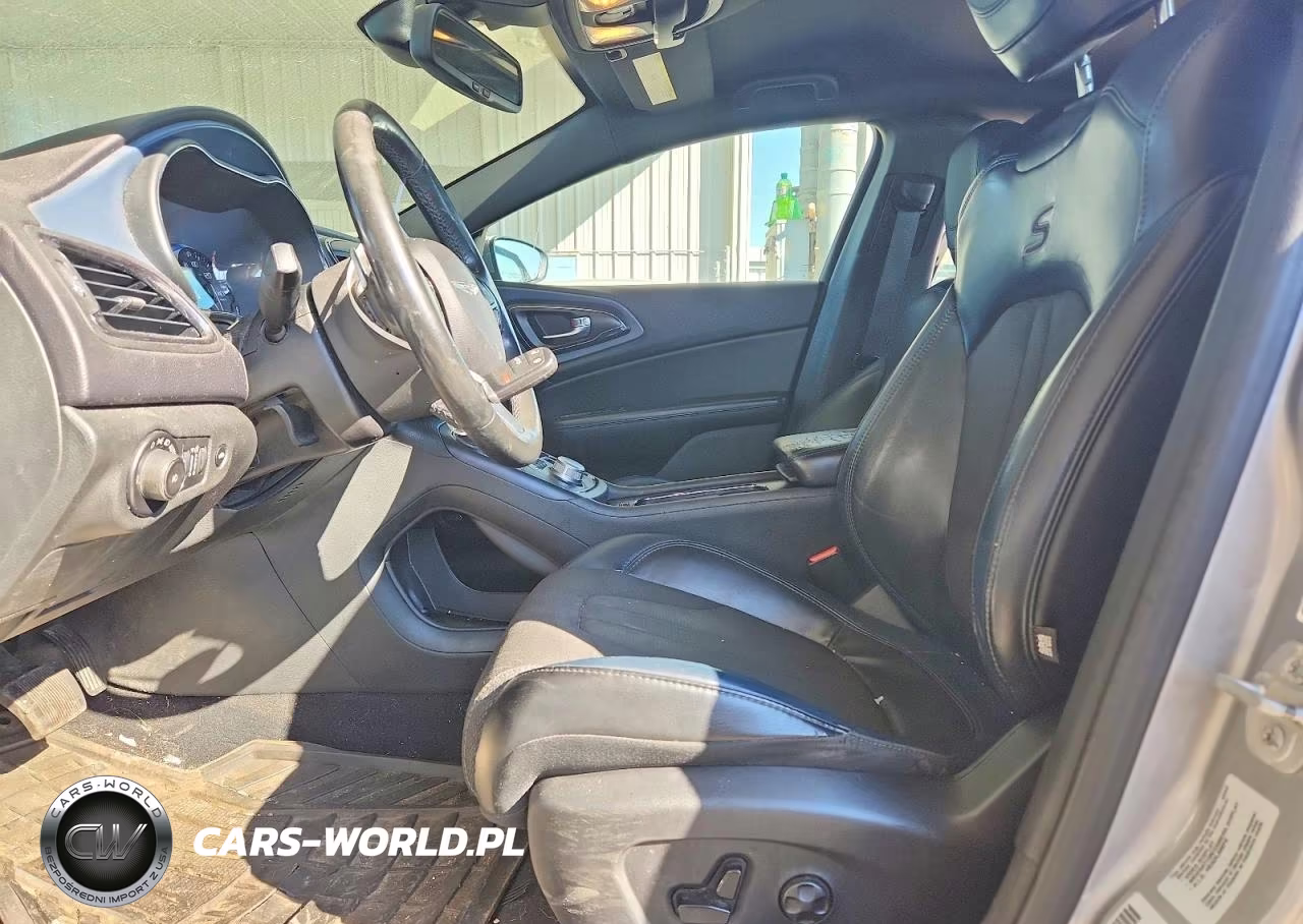 2015 Chrysler 200 S VIN:1C3CCCBB8FN655947 - 7