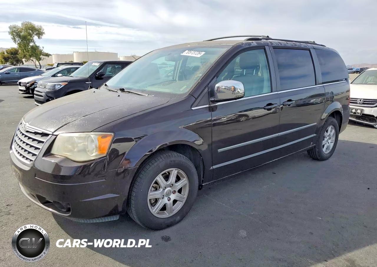 2010 Chrysler Town & Country Touring Plus VIN:2A4RR8DX7AR366672 - 1