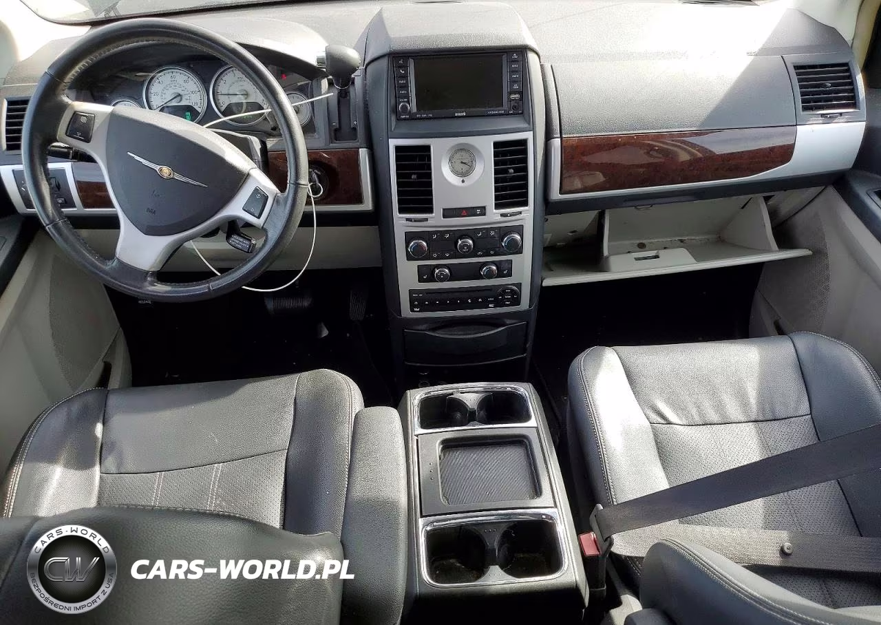 2010 Chrysler Town & Country Touring Plus VIN:2A4RR8DX7AR366672 - 8