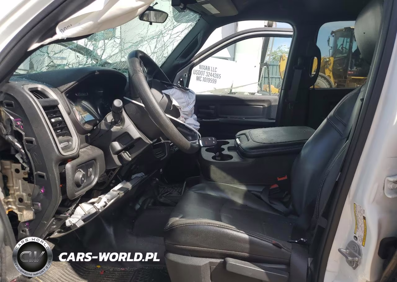 2023 Ram 3500 Tradesman Tradesman VIN:3C63RRGL8PG555881 - 7