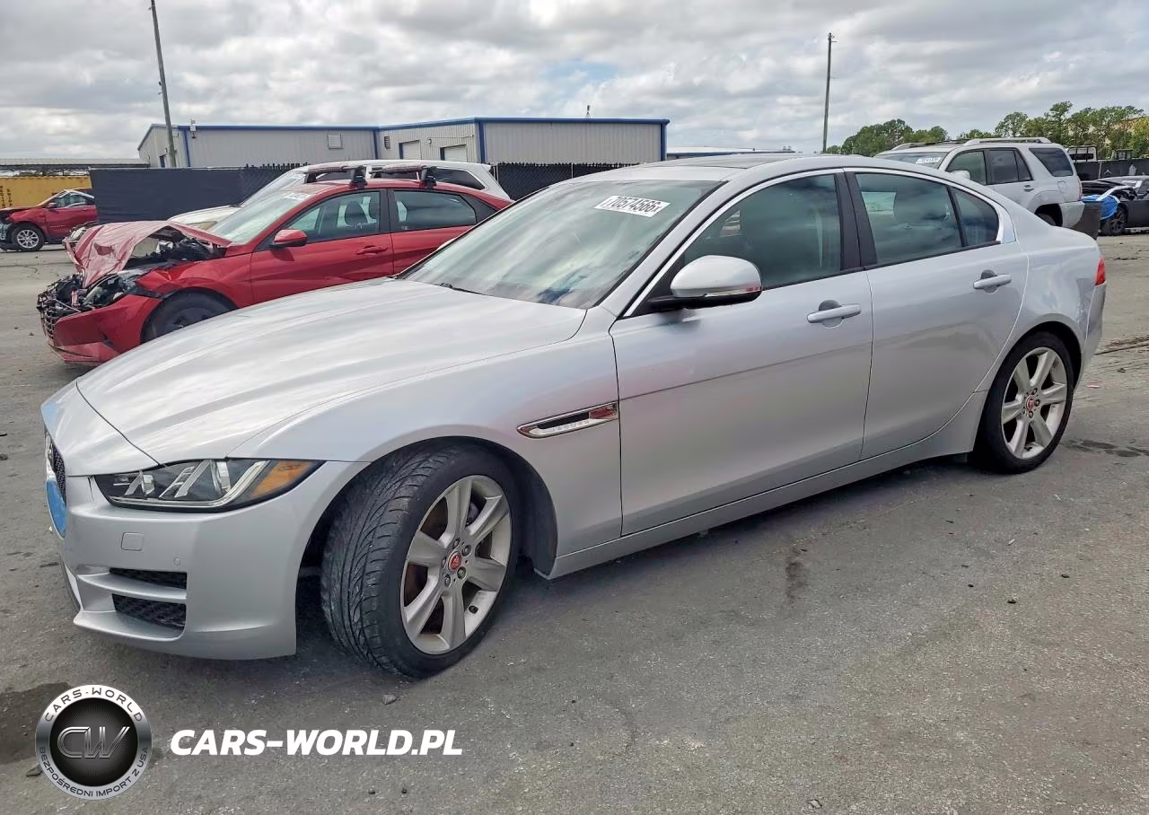 JAGUAR XE PREMIUM – zdjęcie 1 z 13