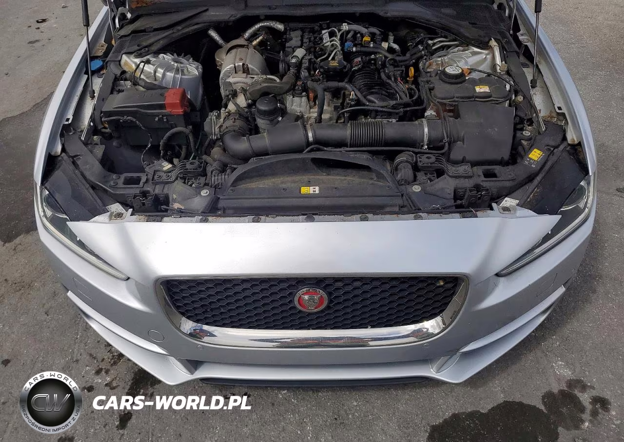 JAGUAR XE PREMIUM VIN:SAJAD4BN2HA970206 - 11