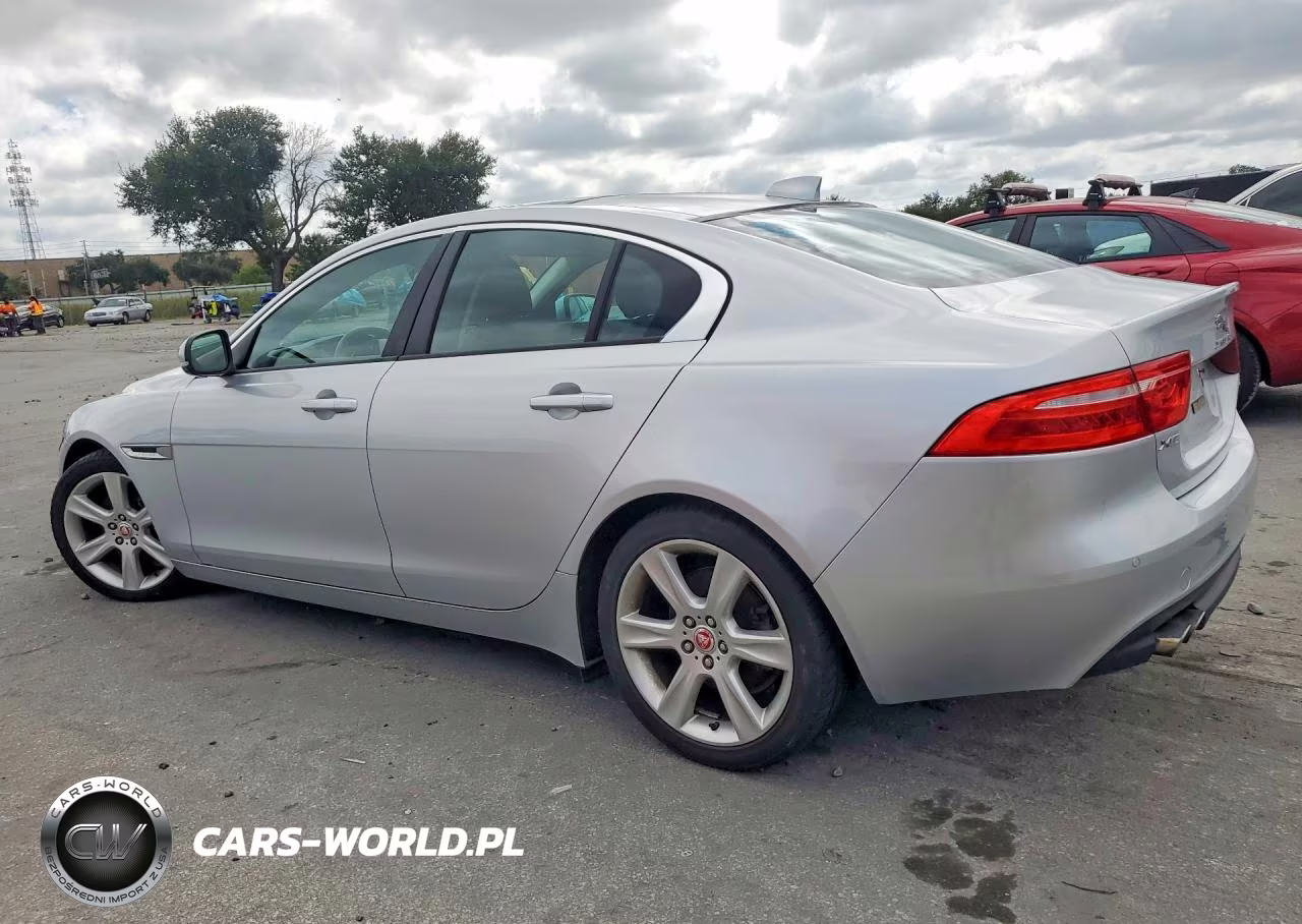 JAGUAR XE PREMIUM VIN:SAJAD4BN2HA970206 - 2