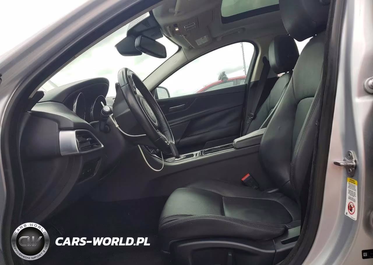 JAGUAR XE PREMIUM VIN:SAJAD4BN2HA970206 - 7