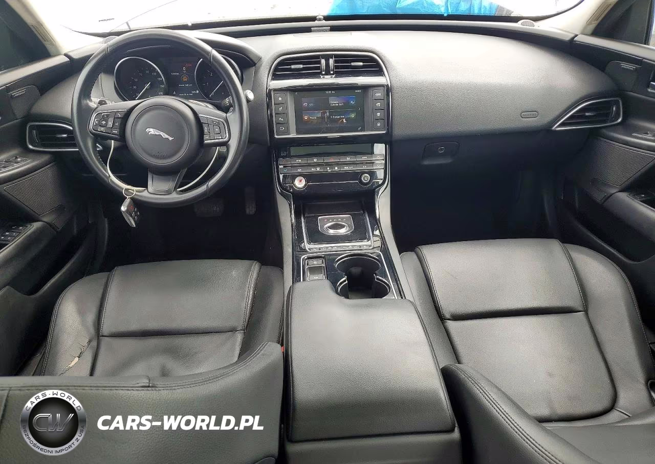 JAGUAR XE PREMIUM VIN:SAJAD4BN2HA970206 - 8