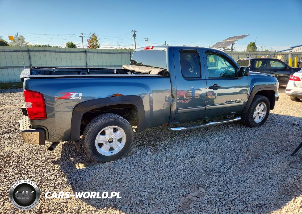 2013 Chevrolet Silverado K1500 Lt VIN:1GCRKSE77DZ191145 - 3