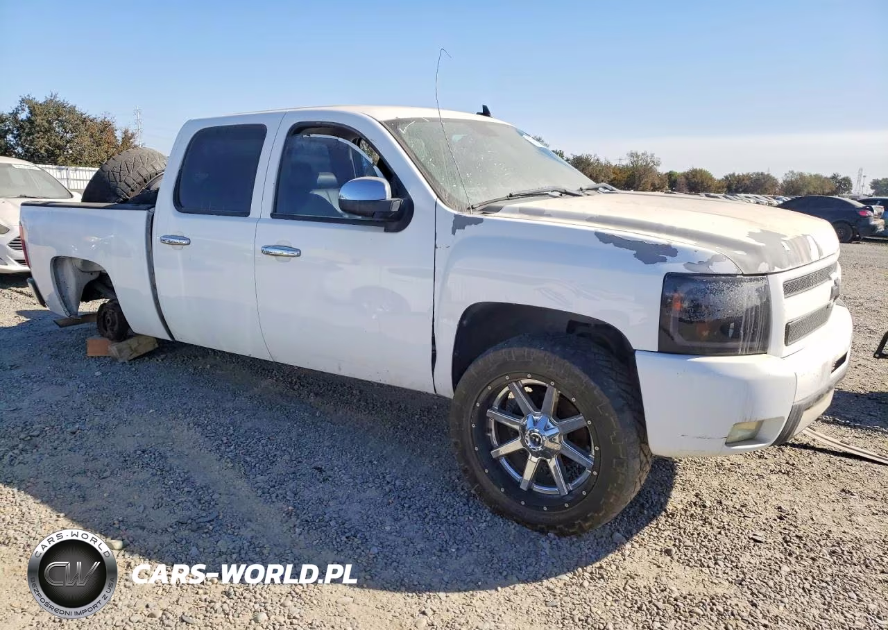 2010 Chevrolet Silverado C1500 Ltz VIN:3GCRCTE04AG105968 - 4