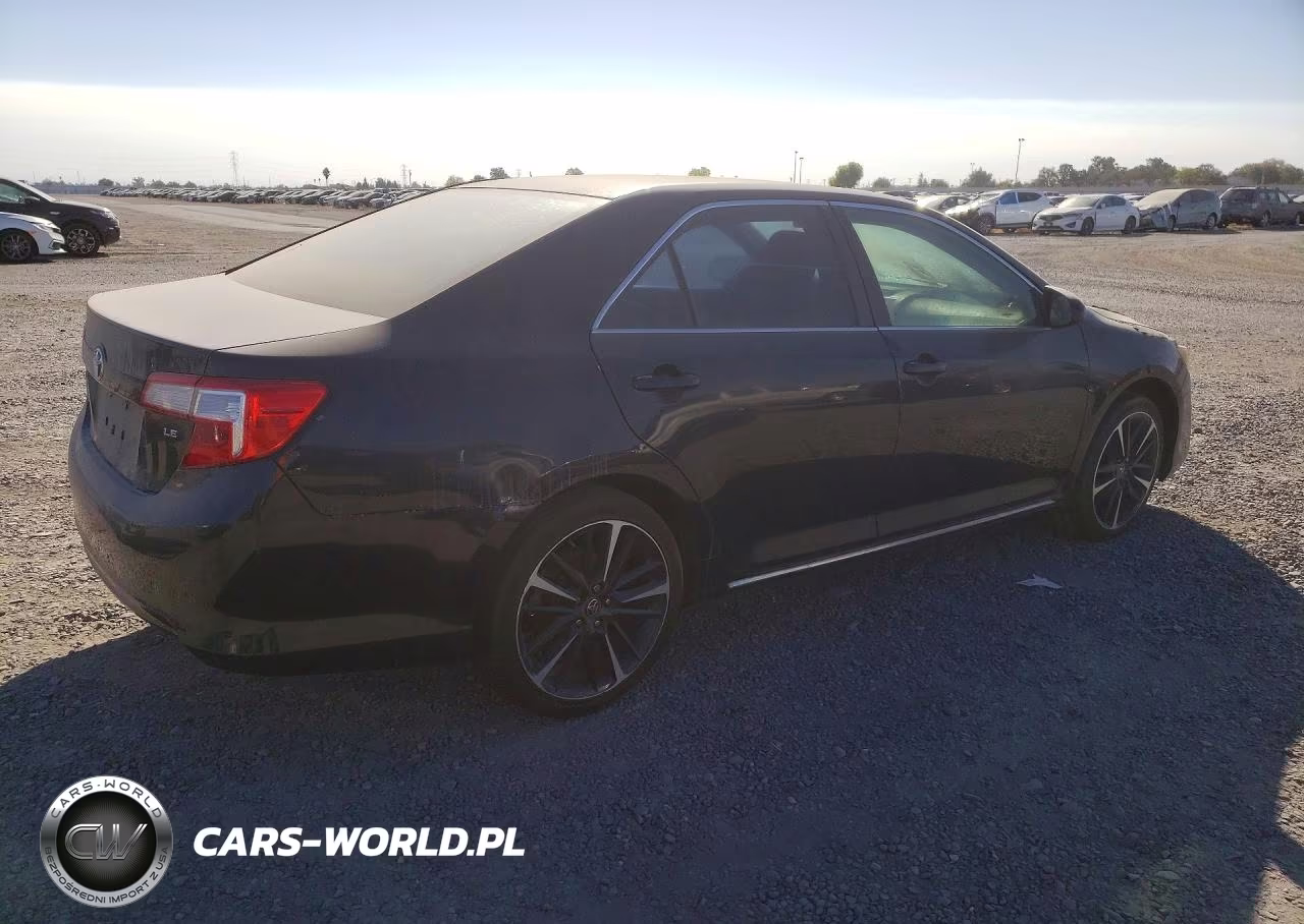 2012 Toyota Camry Le VIN:4T1BF1FK8CU037327 - 3