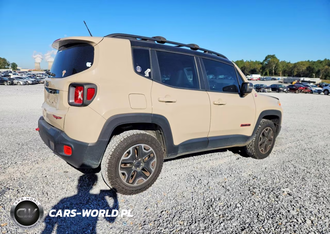 2016 Jeep Renegade Trailhawk VIN:ZACCJBCT1GPD21299 - 3