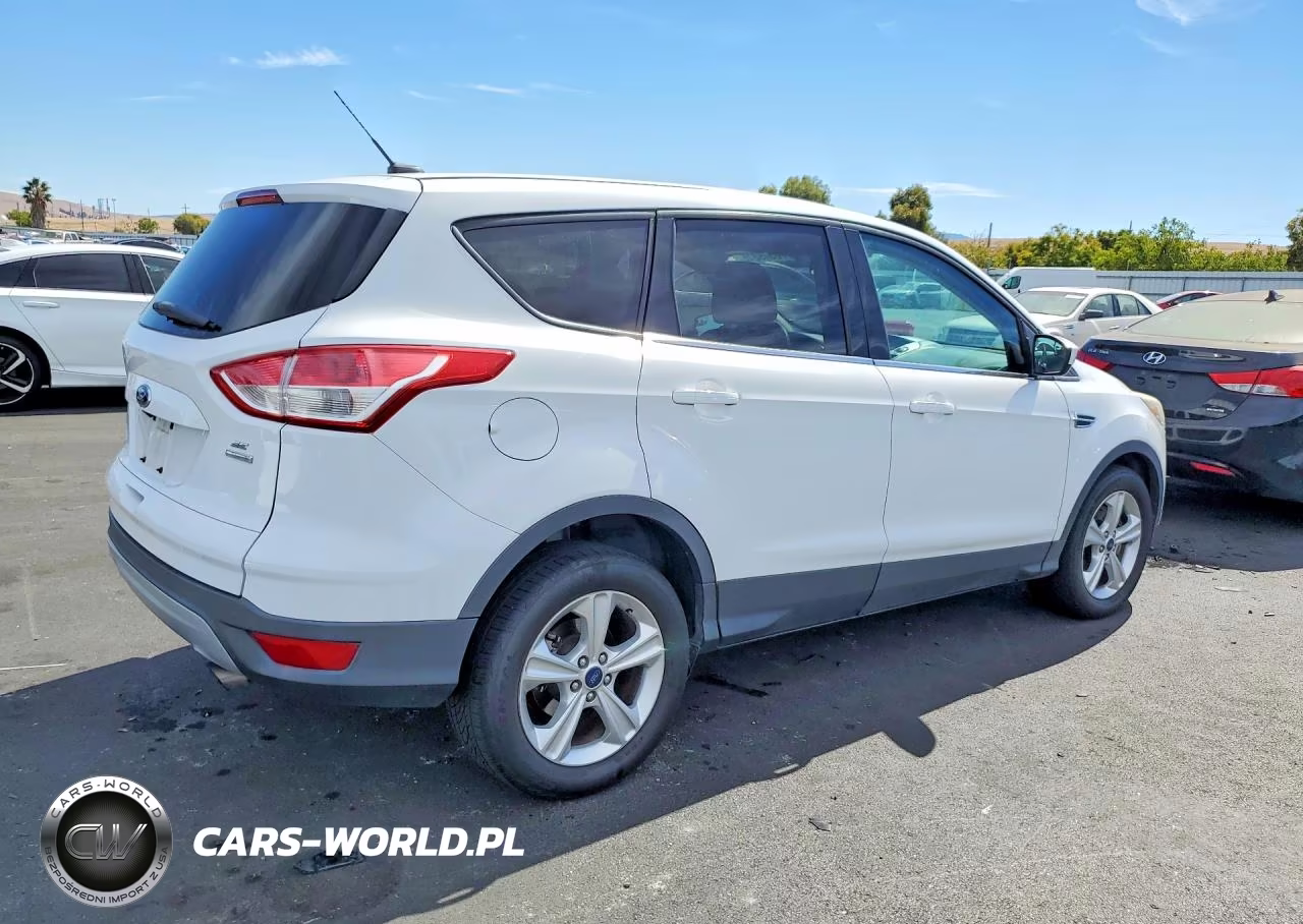 2015 Ford Escape Se VIN:1FMCU9GXXFUA68599 - 3