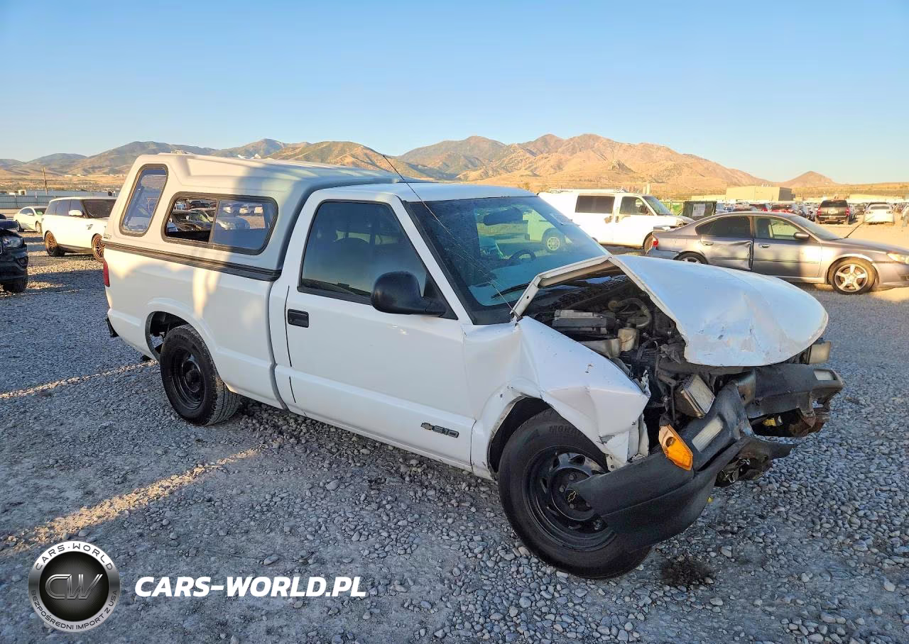 1996 Chevrolet S Truck S10 VIN:1GCCS1446T8222056 - 4