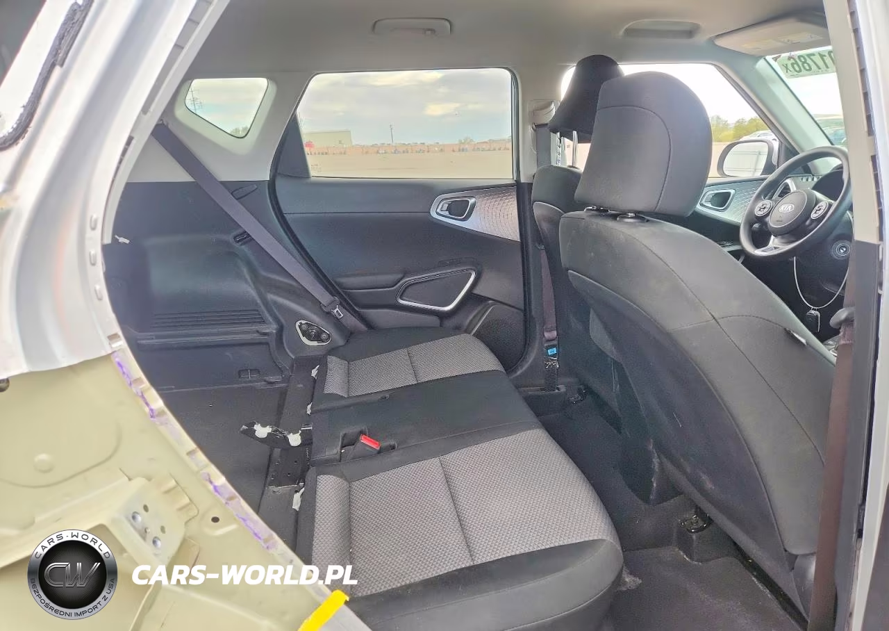 2020 Kia Soul Lx VIN:KNDJ23AU1L7098906 - 10