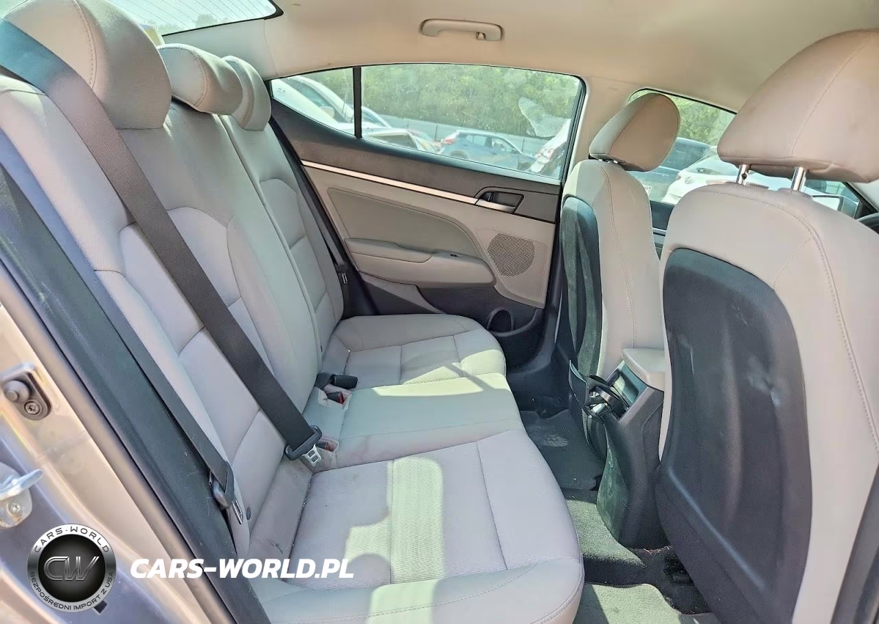 2018 Hyundai Elantra Sel VIN:5NPD84LF0JH313751 - 10