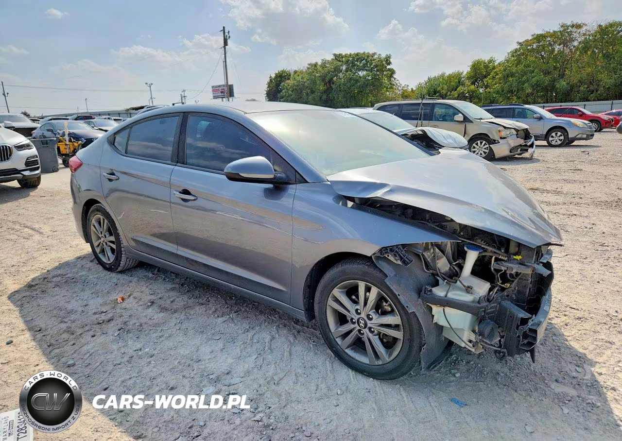 2018 Hyundai Elantra Sel VIN:5NPD84LF0JH313751 - 4