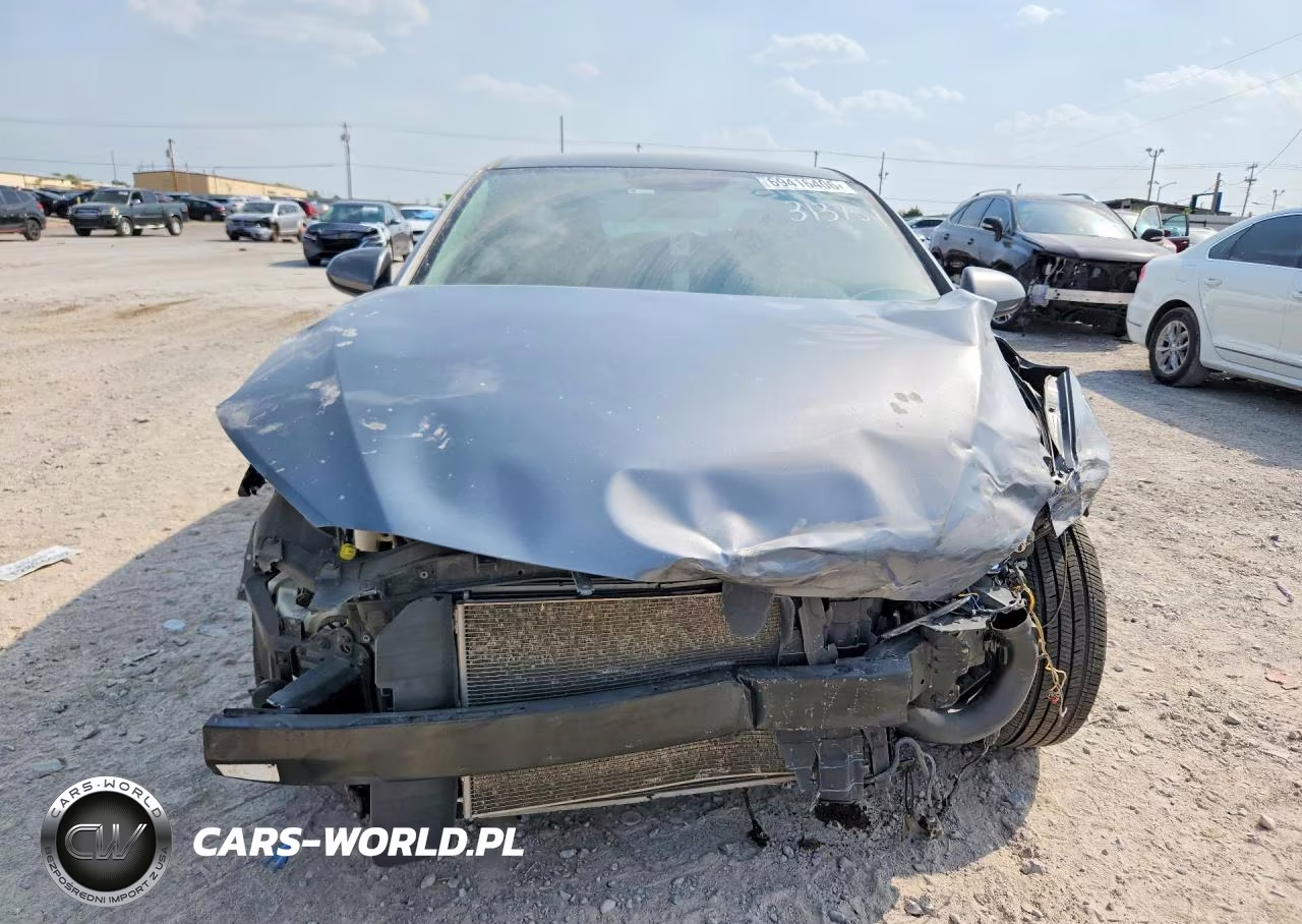 2018 Hyundai Elantra Sel VIN:5NPD84LF0JH313751 - 5