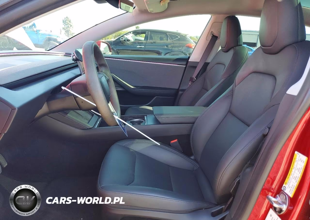 2025 Tesla Model 3 VIN:5YJ3E1EA5SF062066 - 7