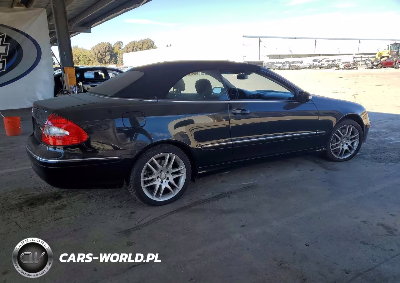 2008 Mercedes-Benz Clk 350 VIN:WDBTK56F98F238193 - 3