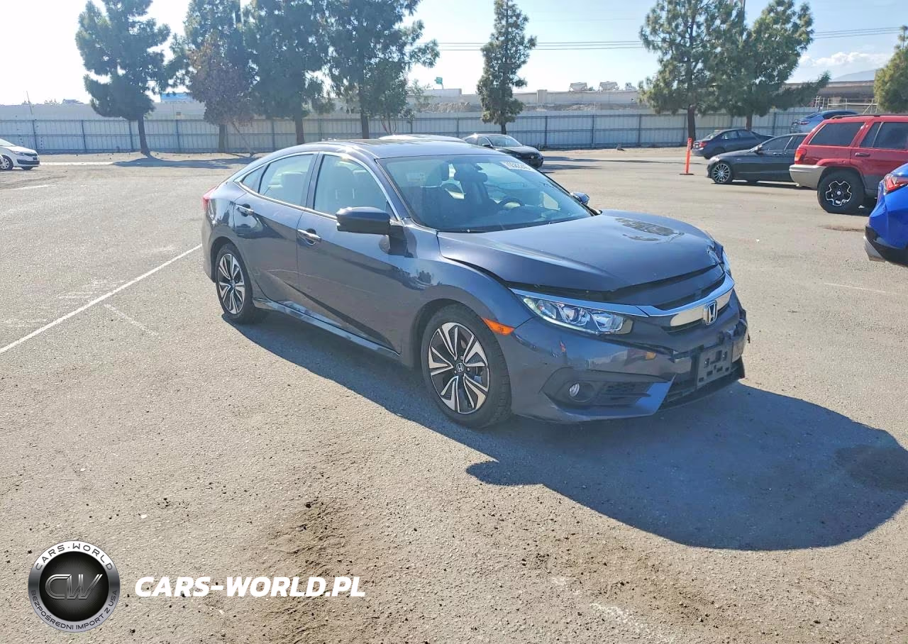 2018 Honda Civic Ex VIN:JHMFC1F31JX015865 - 4