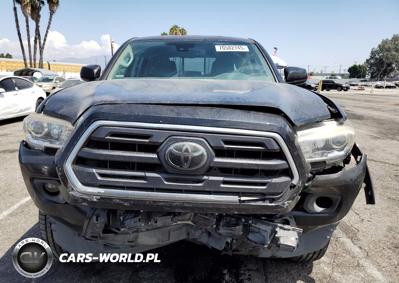 2018 Toyota Tacoma Double Cab VIN:3TMBZ5DN2JM015664 - 5