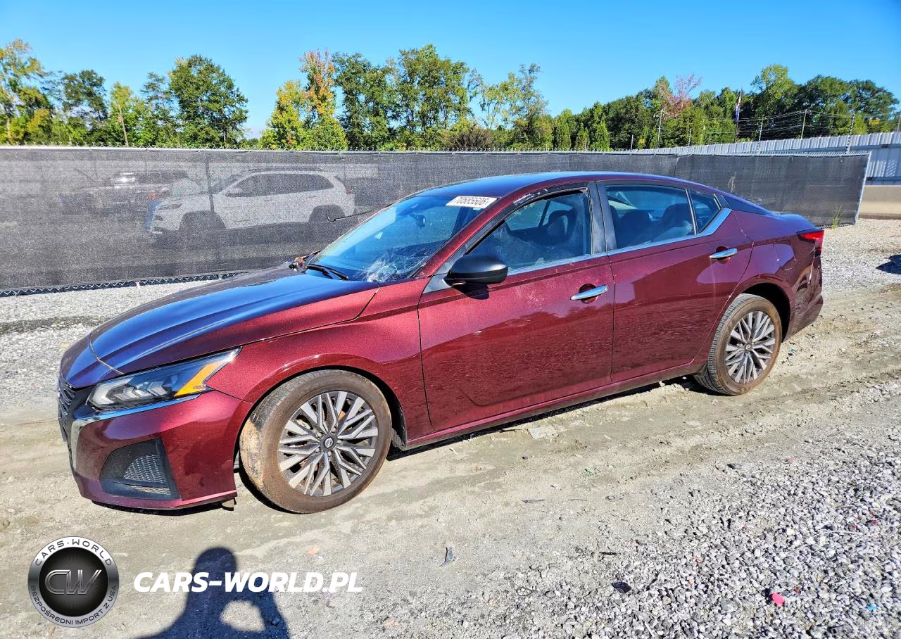 2024 Nissan Altima Sv