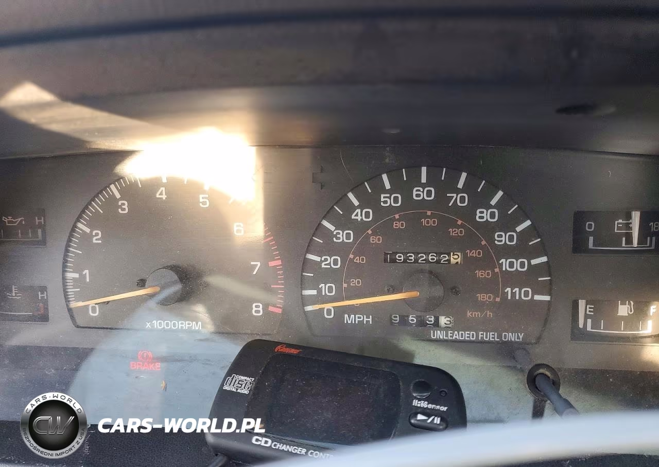 1990 Toyota Pickup Deluxe VIN:JT4VN01D5L2007687 - 9