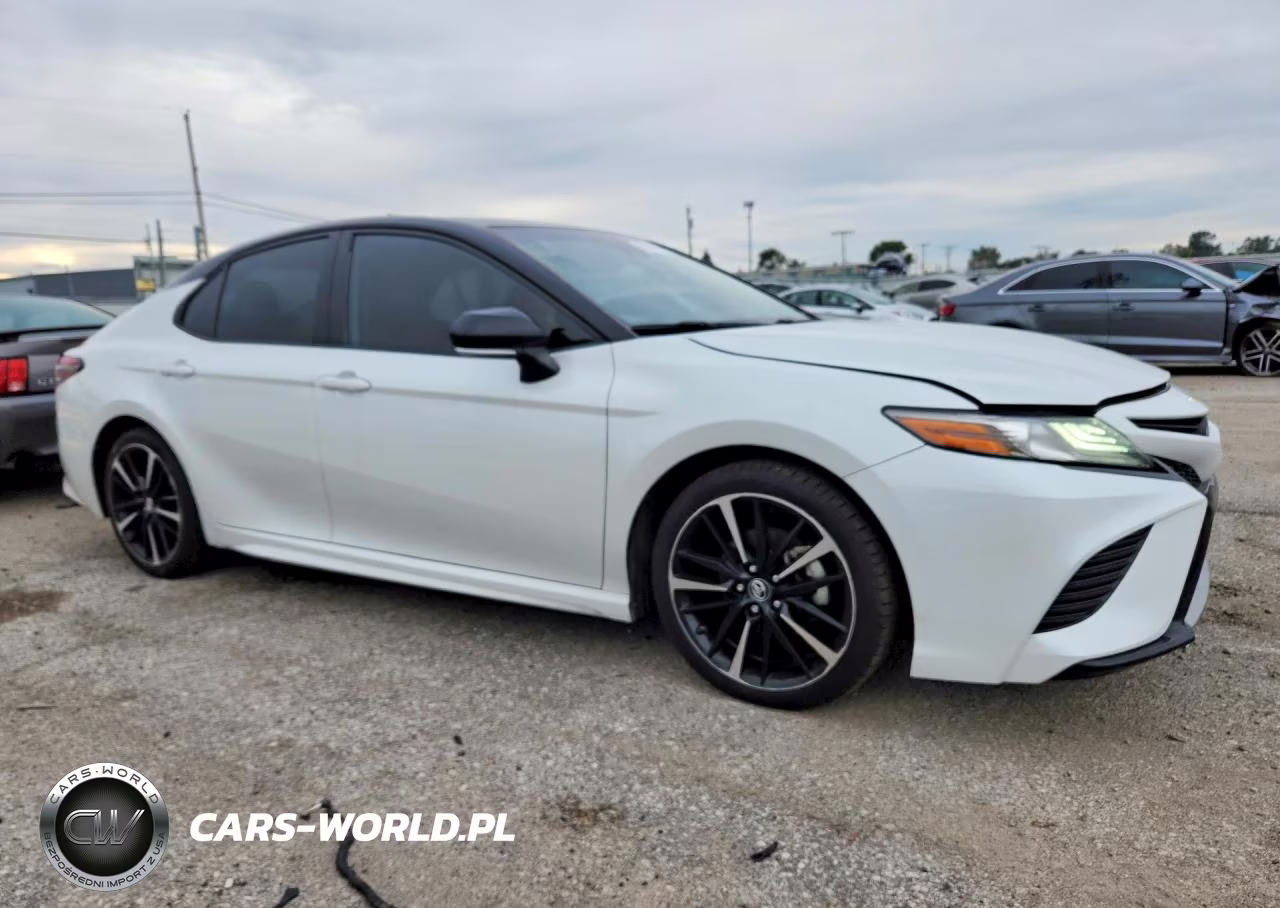 2019 Toyota Camry Xse VIN:4T1B61HK3KU285965 - 4