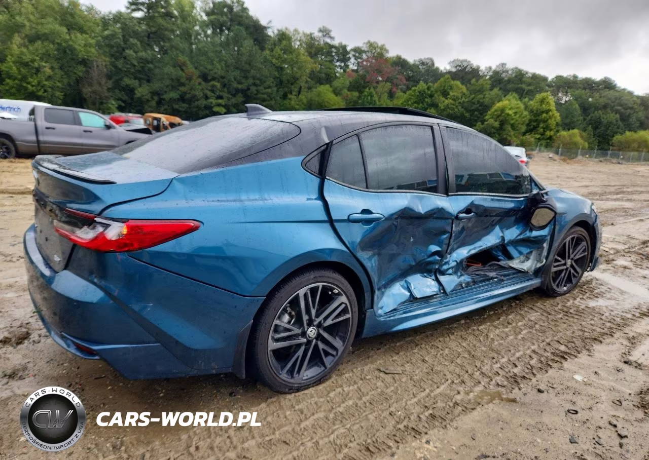 2025 Toyota Camry Xse VIN:4T1DAACK6SU161316 - 3