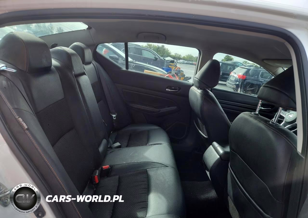 2019 Nissan Altima Sr VIN:1N4BL4CV4KC188883 - 10