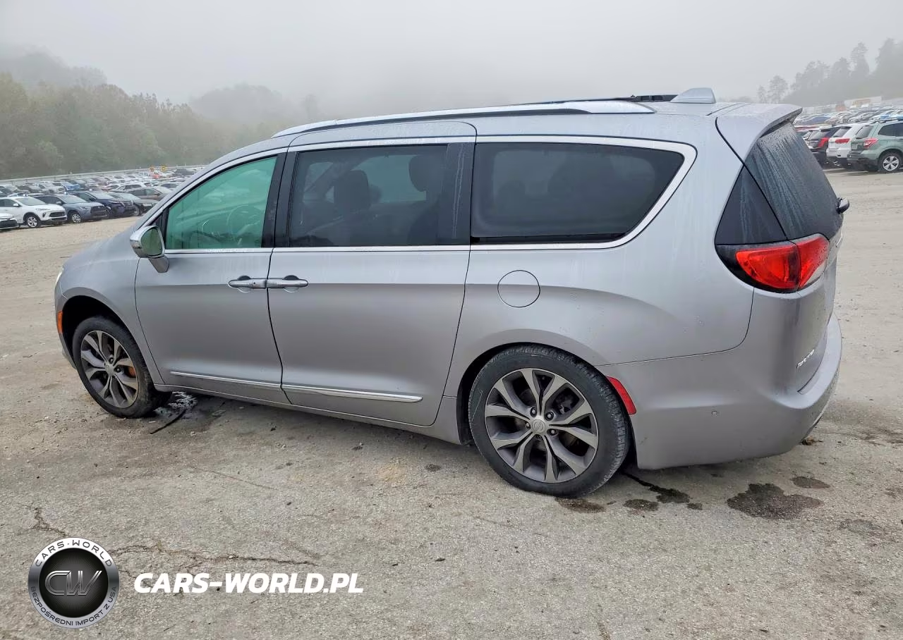 2018 Chrysler Pacifica Limited VIN:2C4RC1GG2JR247163 - 2