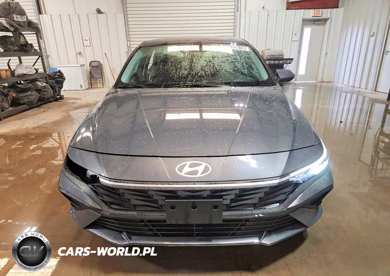 2026 Hyundai Elantra Hybrid Blue VIN:KMHLM4DJ9TU201917 - 5