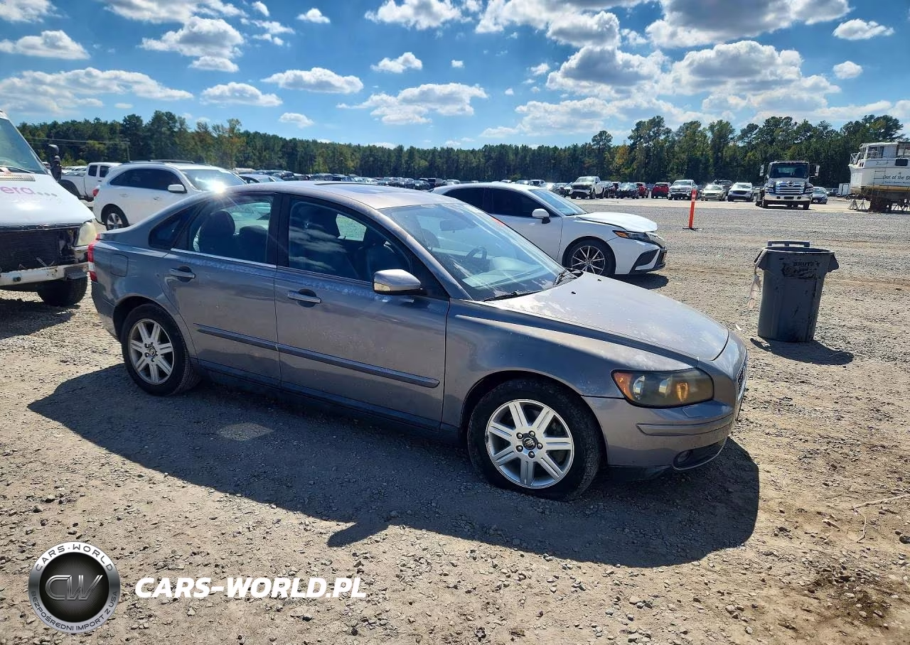 2005 Volvo S40 T5 VIN:YV1MS682652059936 - 4