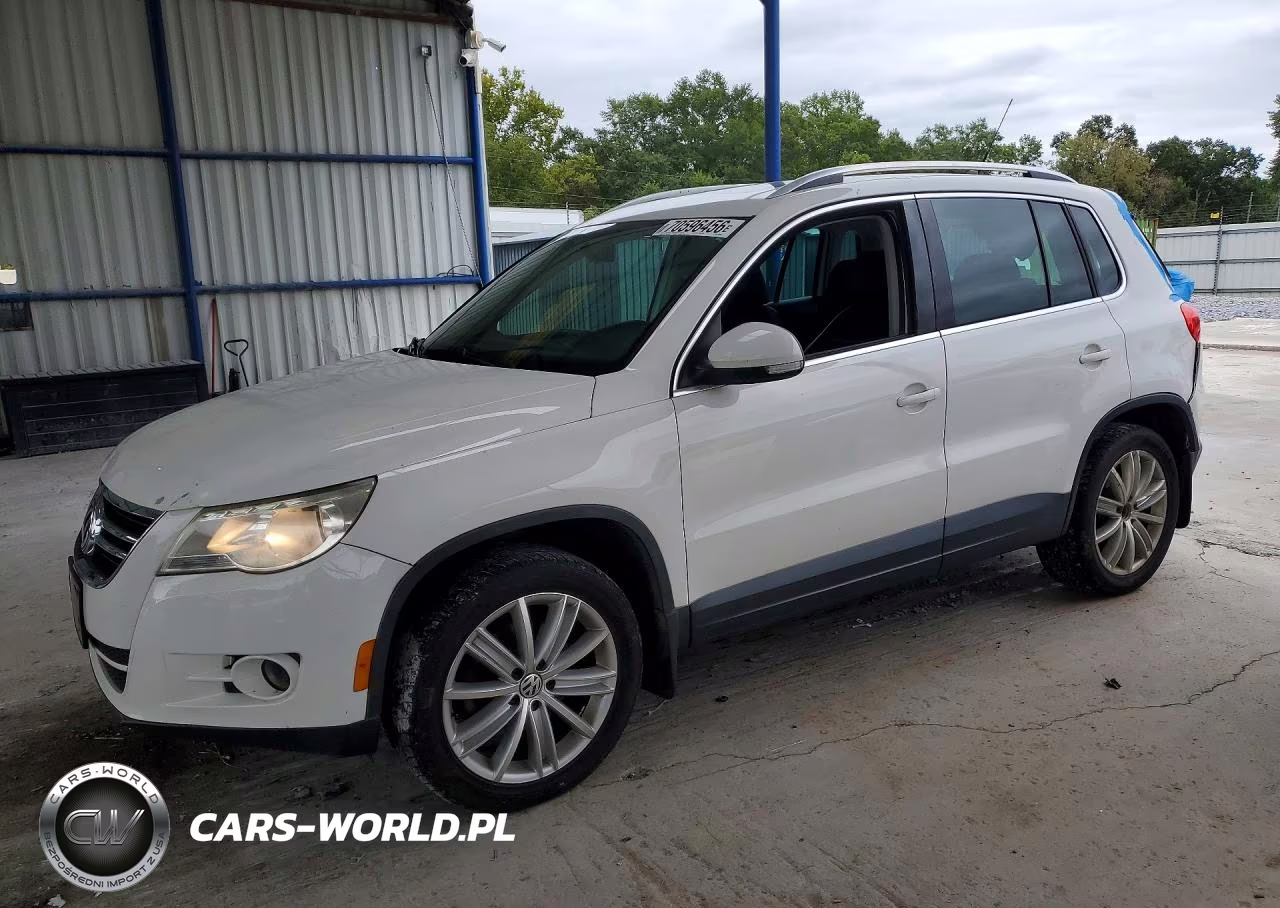 2011 Volkswagen Tiguan S – zdjęcie 1 z 13