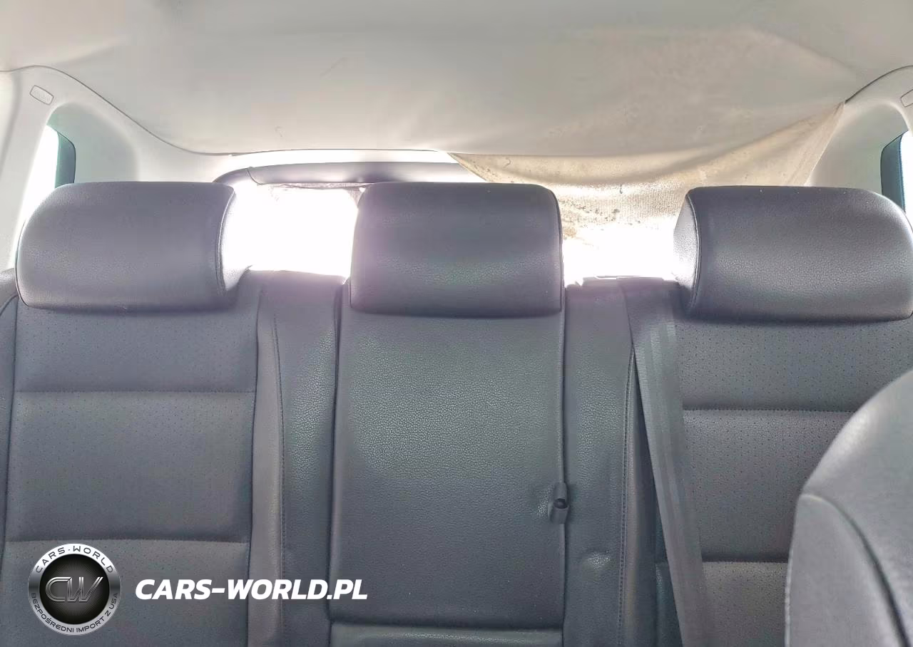 2011 Volkswagen Tiguan S VIN:WVGBV7AX9BW555930 - 10