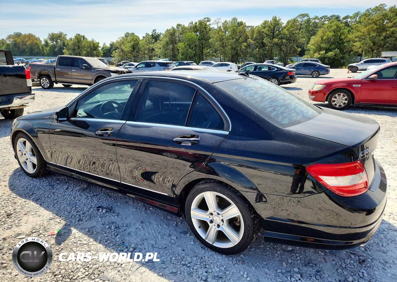2011 Mercedes-Benz C 300 VIN:WDDGF5EB5BR146886 - 2