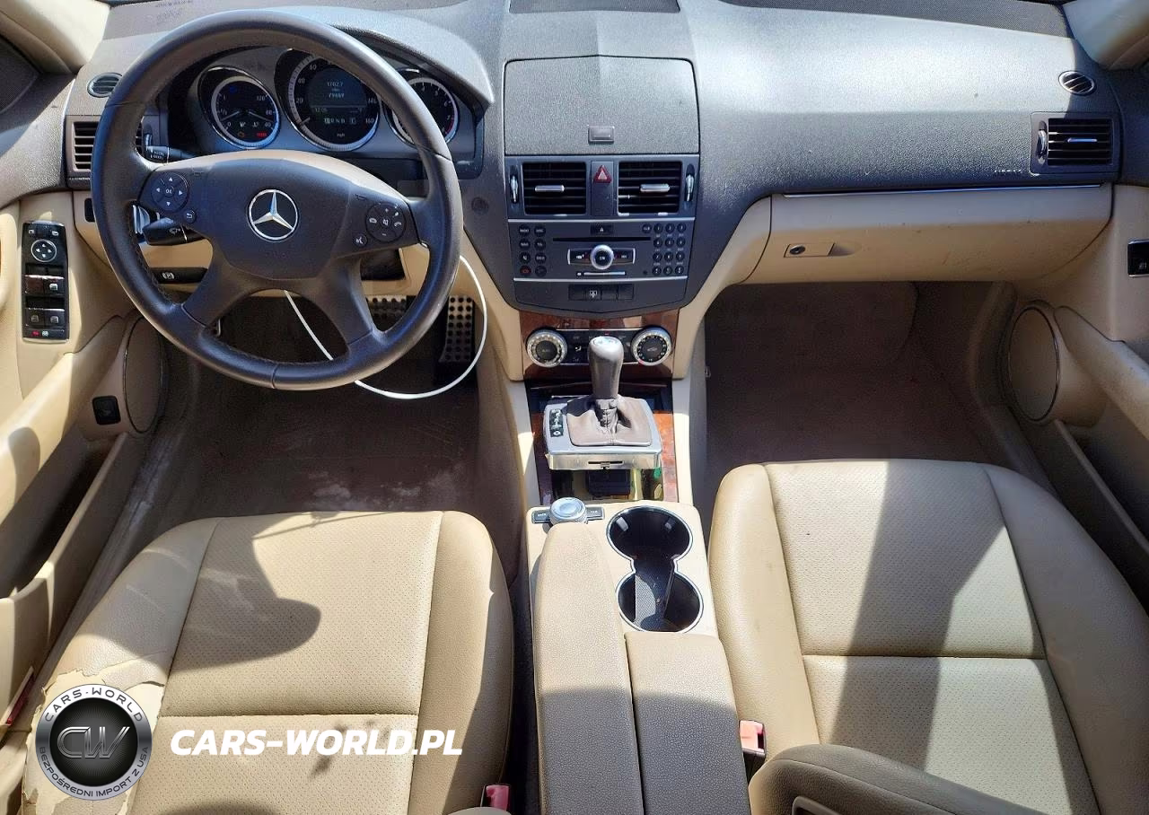 2011 Mercedes-Benz C 300 VIN:WDDGF5EB5BR146886 - 8