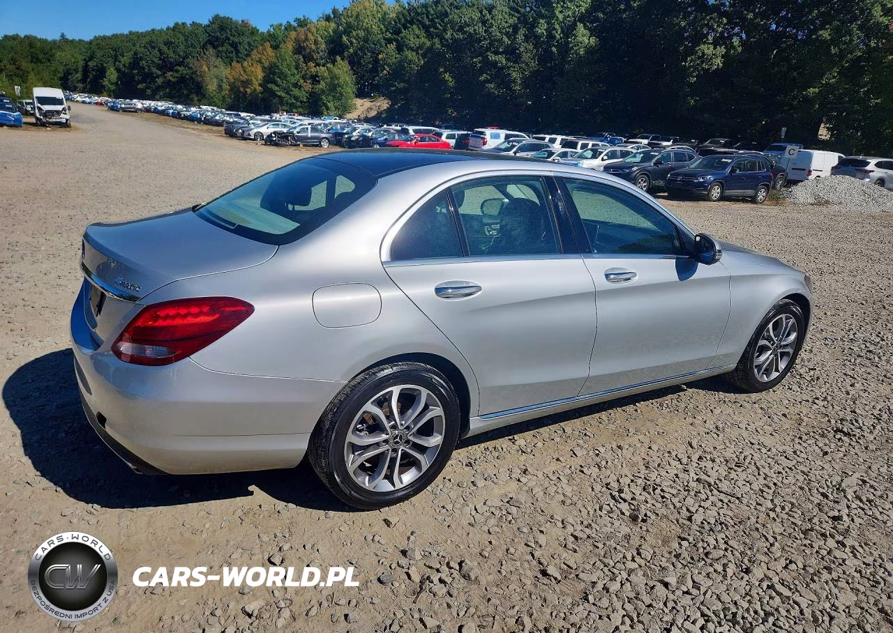2017 Mercedes-Benz C 300 4Matic VIN:55SWF4KB9HU211336 - 3