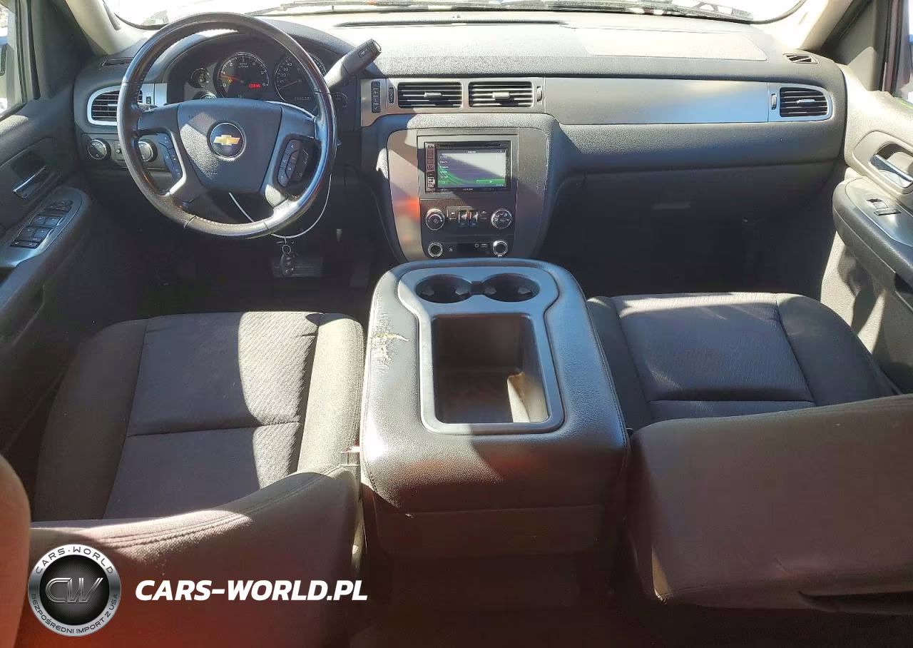 2007 Chevrolet Suburban K1500 VIN:3GNFK16317G113285 - 8
