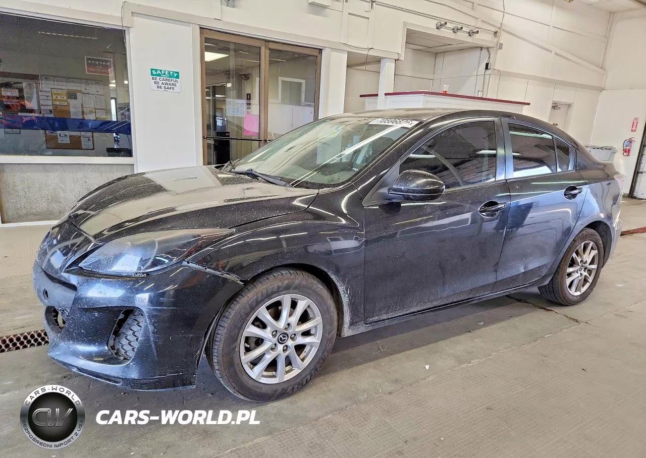 2013 Mazda 3 I