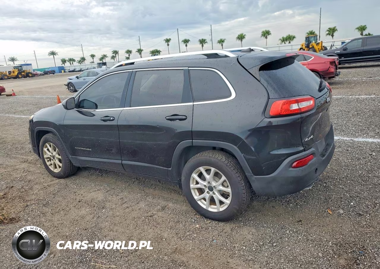 2016 Jeep Cherokee Latitude VIN:1C4PJMCB1GW279448 - 2