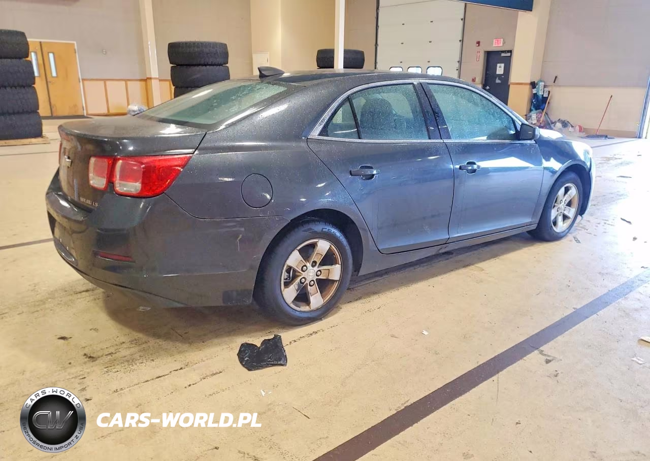 2015 Chevrolet Malibu Ls VIN:1G11A5SLXFF111045 - 3