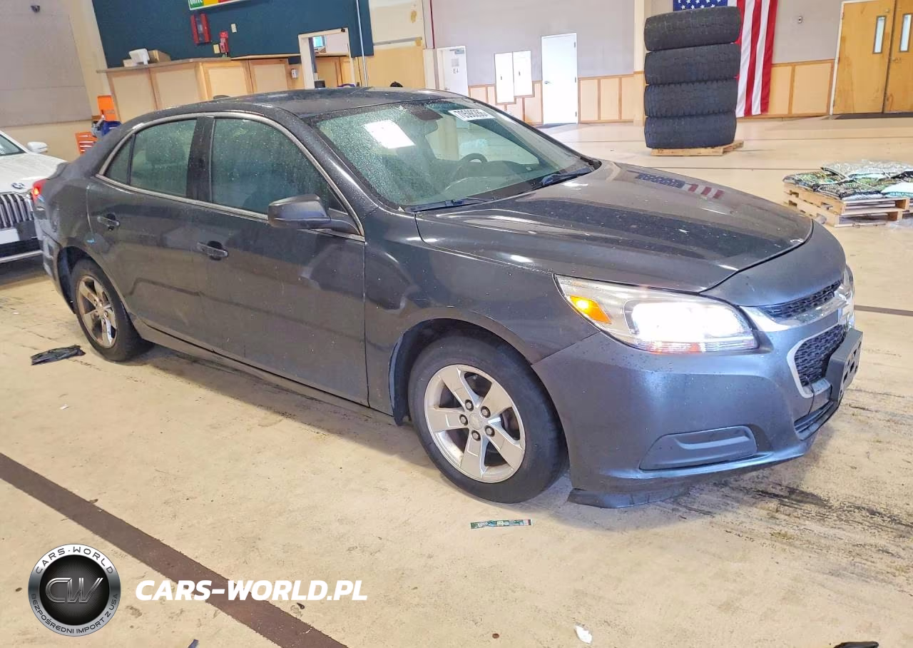 2015 Chevrolet Malibu Ls VIN:1G11A5SLXFF111045 - 4