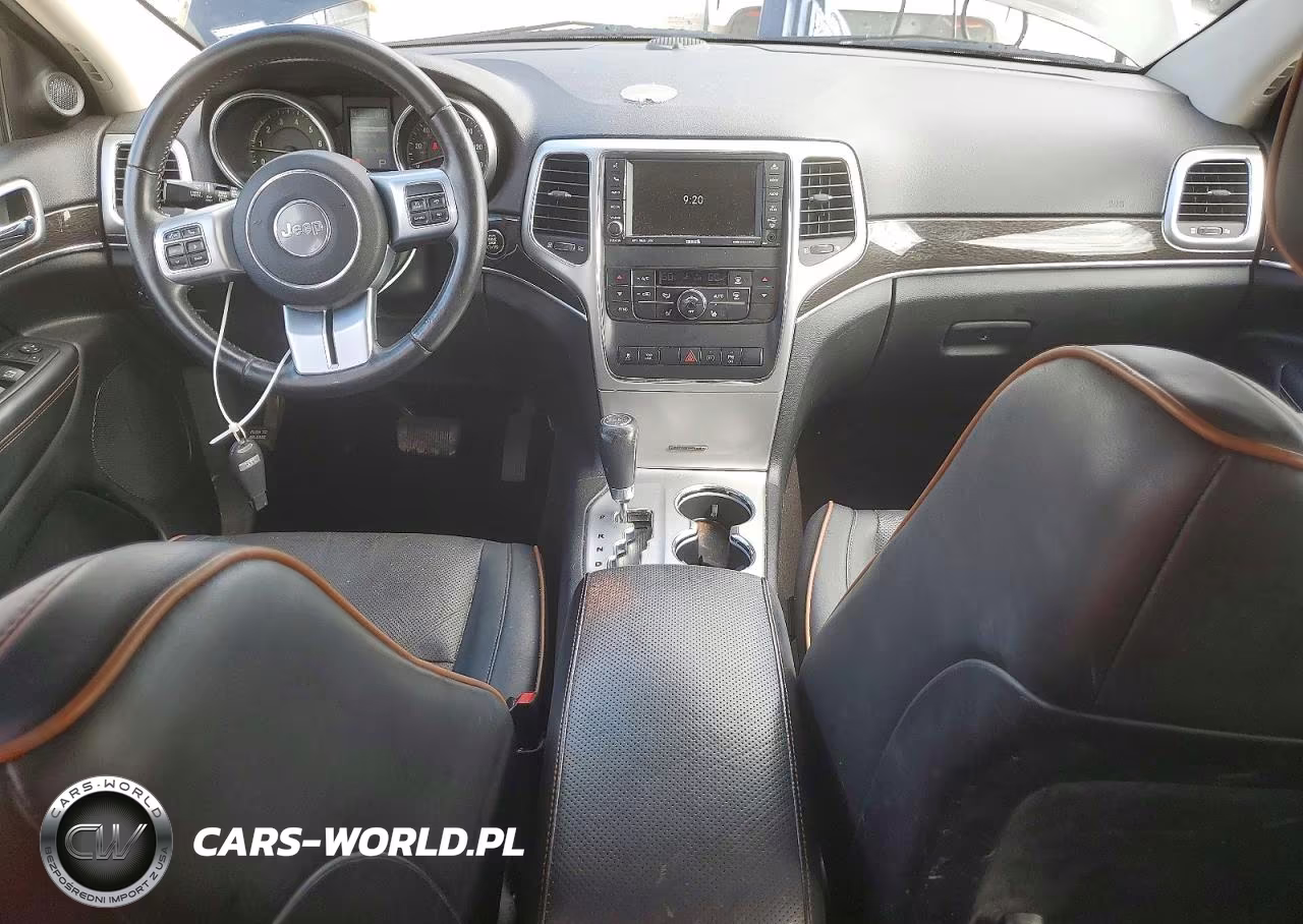 2011 Jeep Grand Cherokee Laredo VIN:1J4RR4GT3BC645774 - 8
